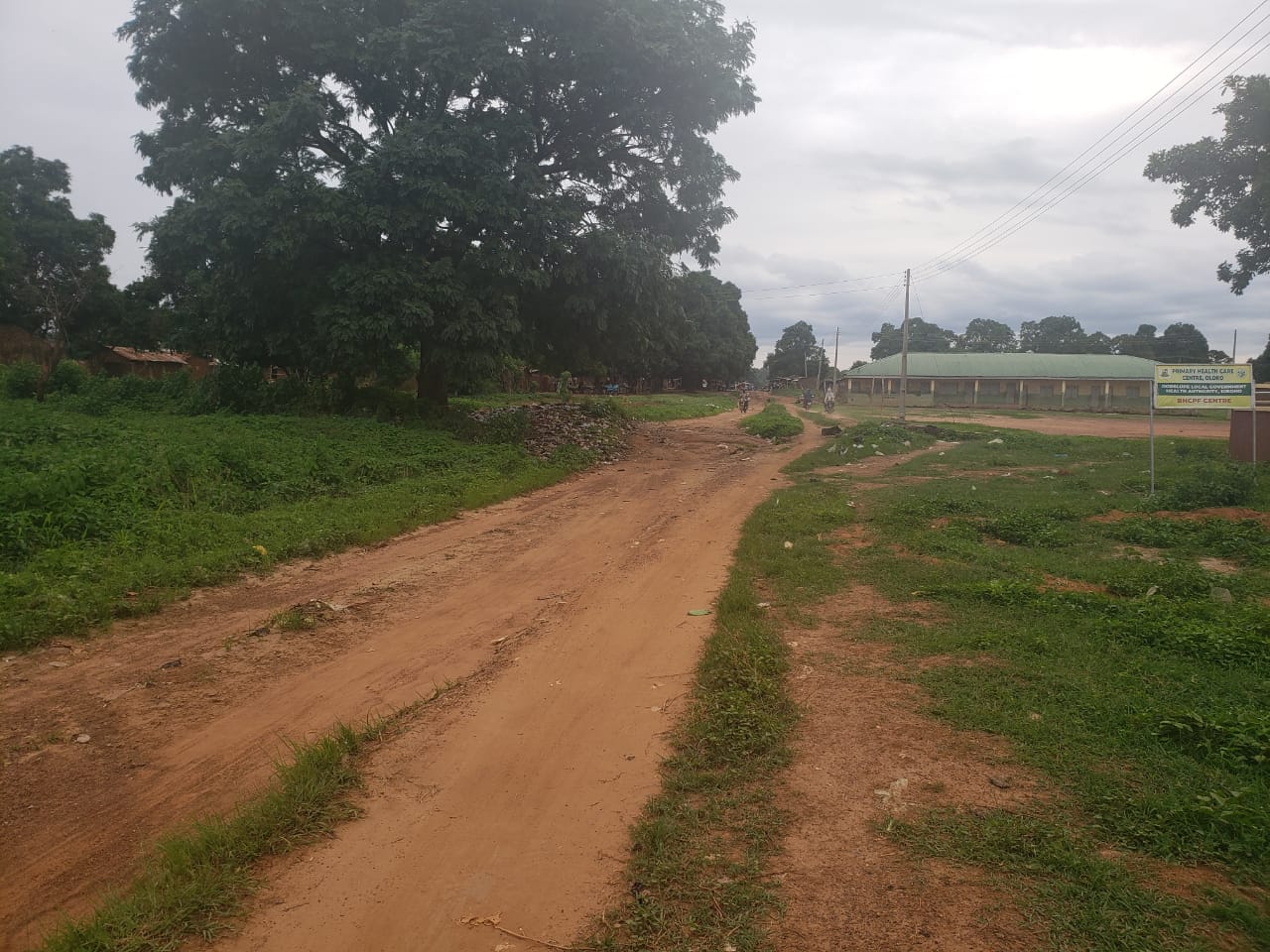 INVESTIGATION: Residents Groan As Government Abandon Road Project In Oyo Community